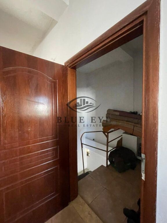 Private house building 2+1 plus two business premises for Sale together in Durrës, Old swamp