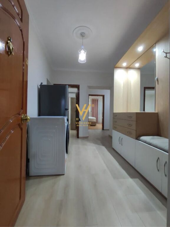 JEPET APARTAMENT 2+1+BLK ME QERA TEK RRUGA FORTUZI 800 EURO