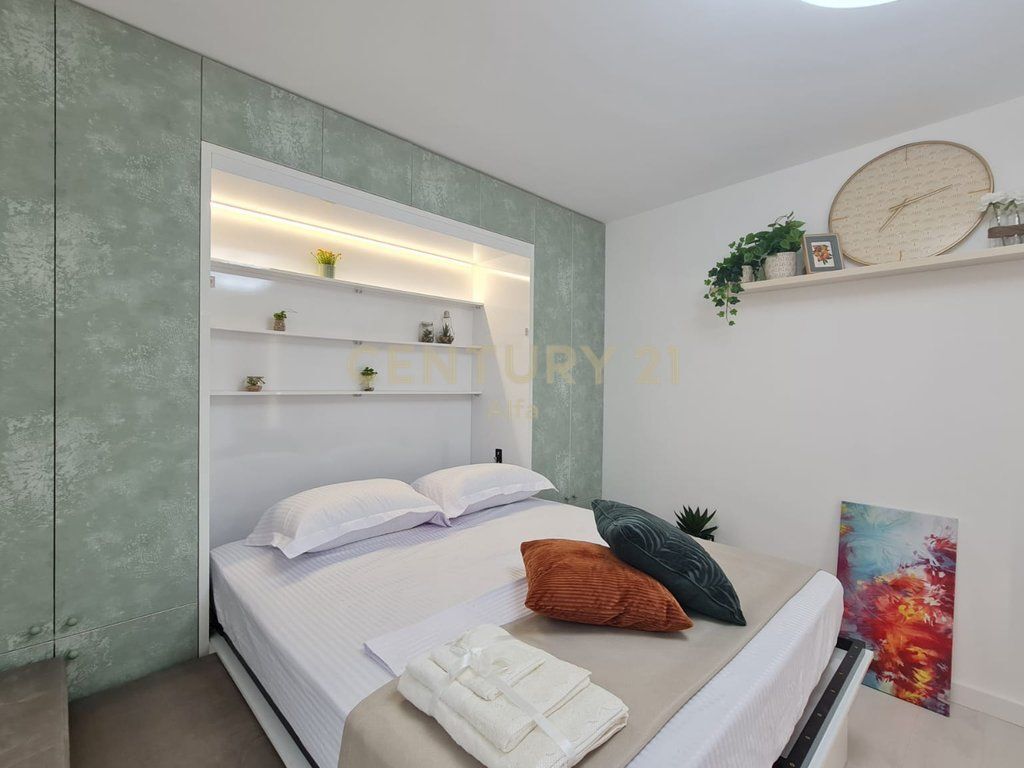STUDIO APARTMENT FOR SALE INVESTED NEAR WILLSON SQUARE- IDEAL INVESTMENT OPPORTUNITY