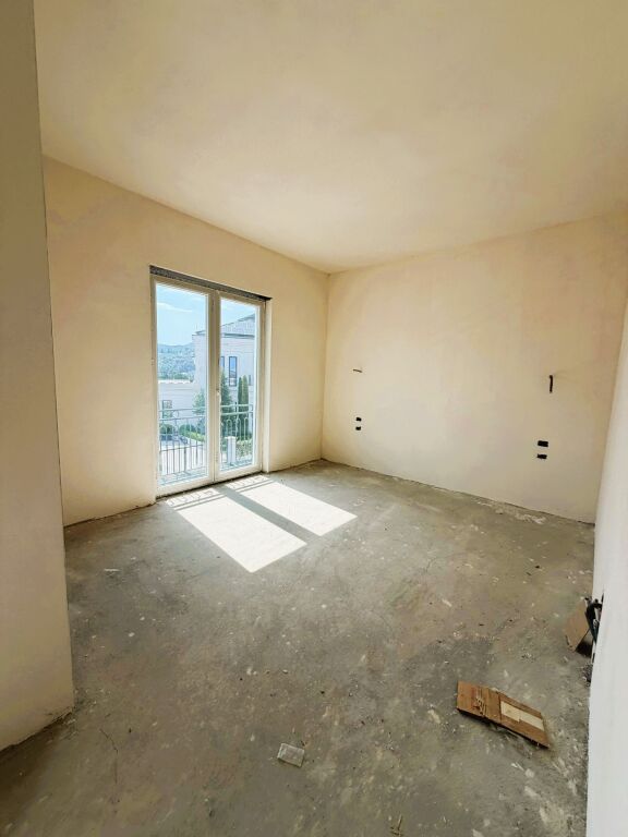 🏡Villa LUSSUOSA con piscina in vendita a Rolling Hills 2✨