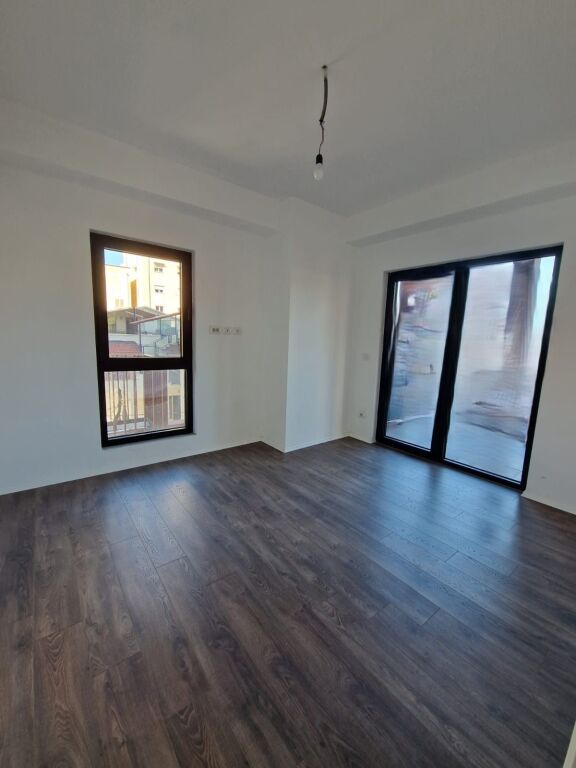Appartamento 2+1 in affitto – Garden Building, Rr. e Kavajës !