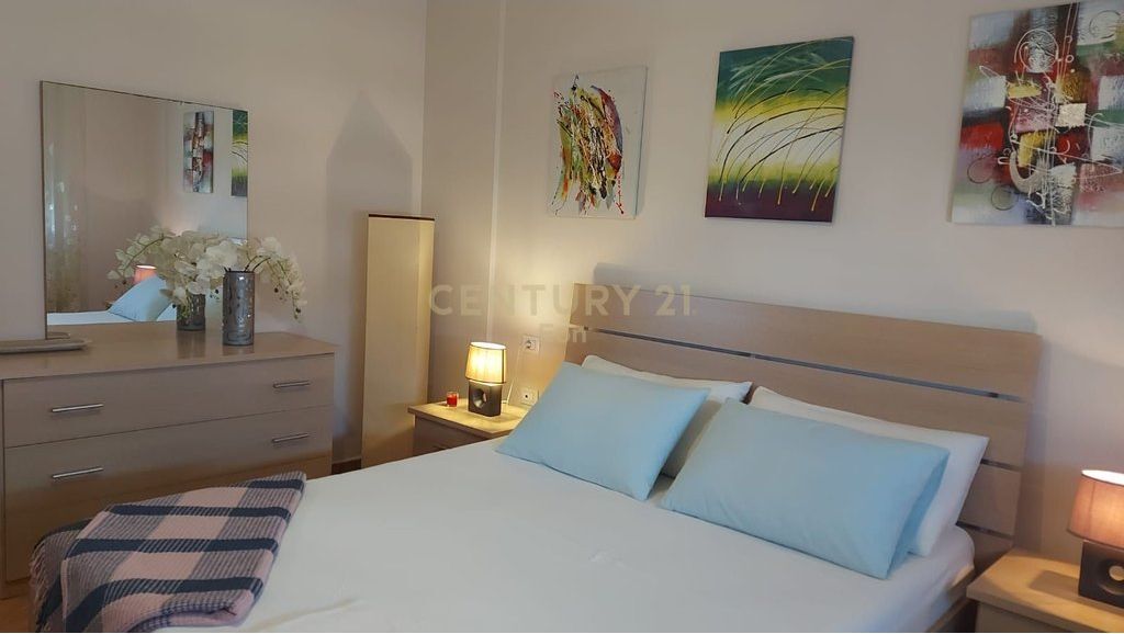 Esclusivo! Vendesi Appartamento 1+1 sulla Prima Linea del Mare – Shkëmbi i Kavajës, Durres!