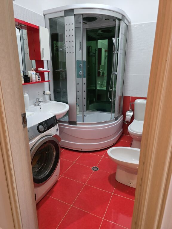 Apartment 2+1+2 and balcony for sale in Zog të Zi