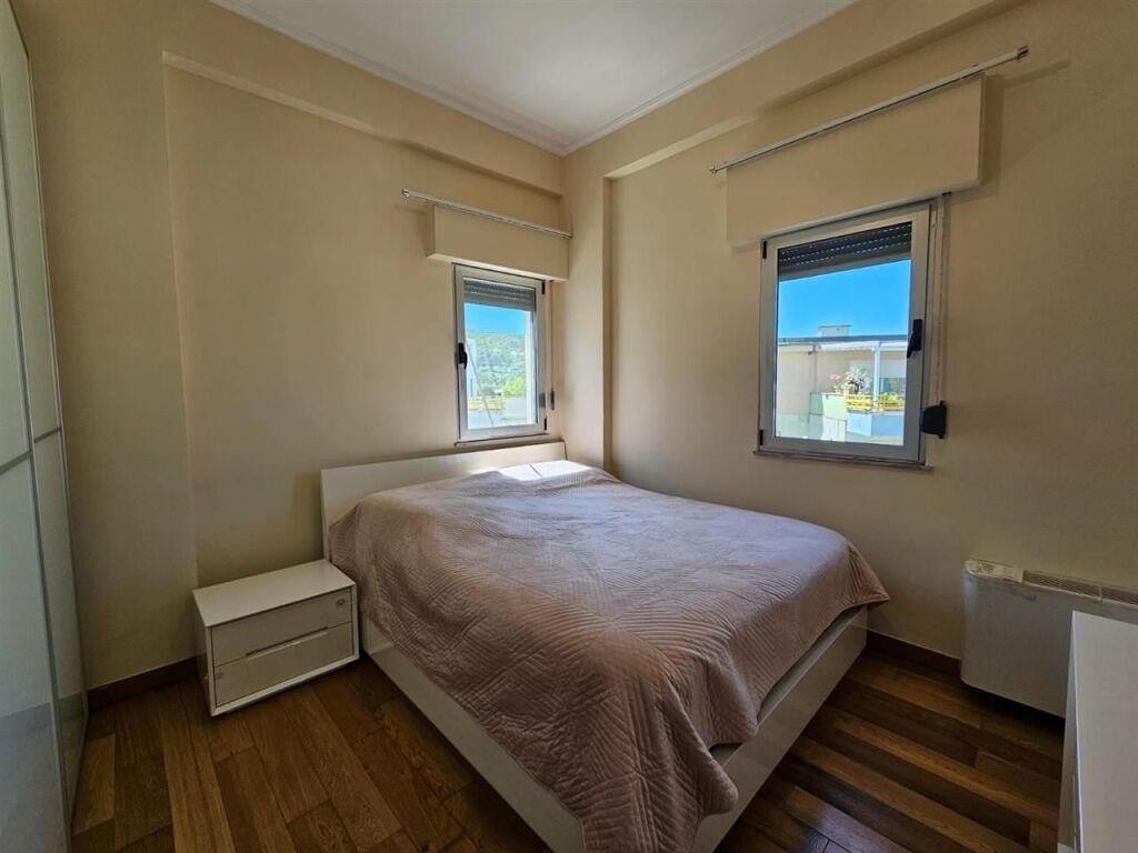 Sale | Apartament 2 + 1 | Liqeni i Thatë | 255000 €