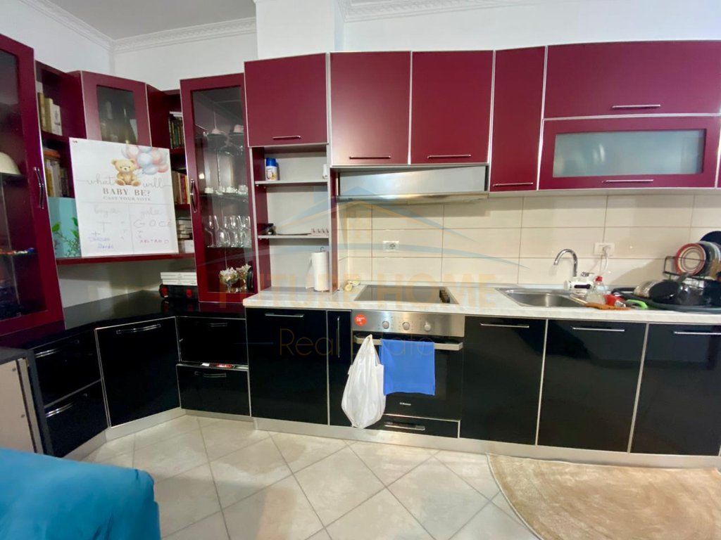 Shitet, Apartament 2+1, Unaza e Re. PRO68949