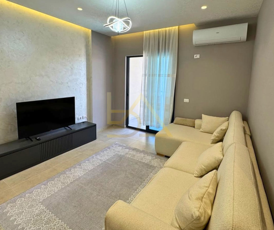 Shitet Apartament 1+1 + Post Parkimi – Golem