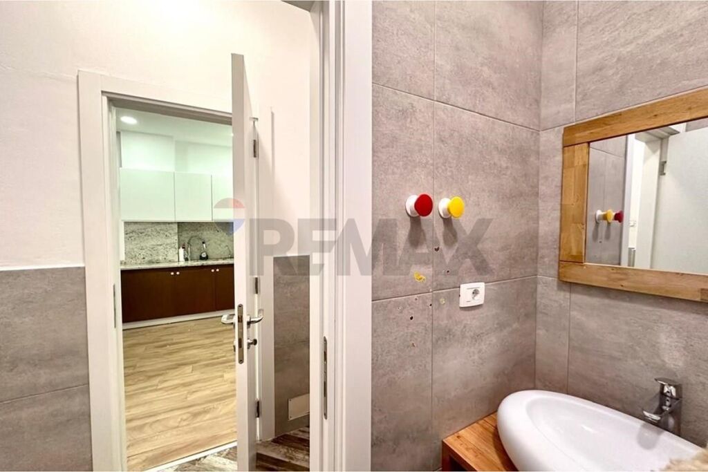 Appartamento - In Vendita - Via Dritan Hoxha, Tirana