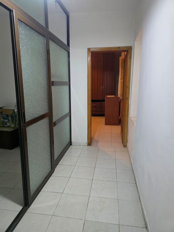 VENDESI APPARTAMENTO 3+1 📍 Ali Demi – Via Pasho Hysa, Tirana