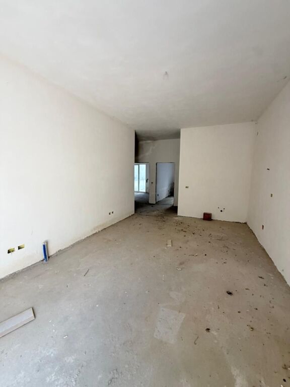 APARTMENT 3+1 FOR SALE WITH VERANDA NEAR THE ZOOLOGICAL GARDEN