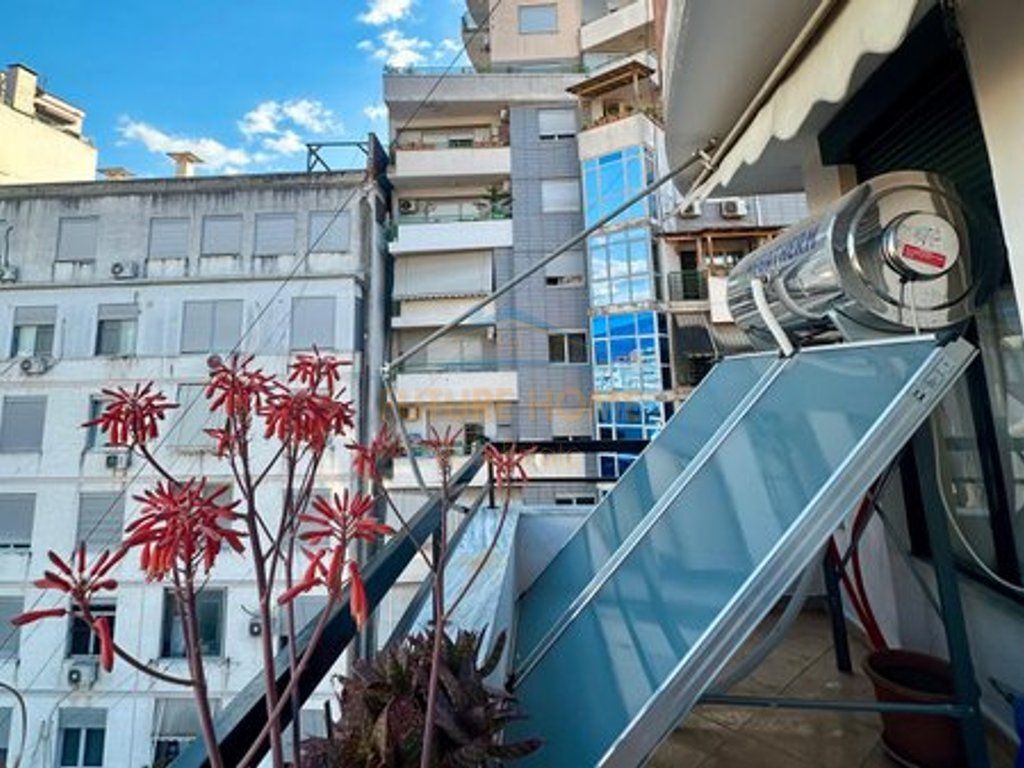 Qera,Apartament 2+1+2, Selvia