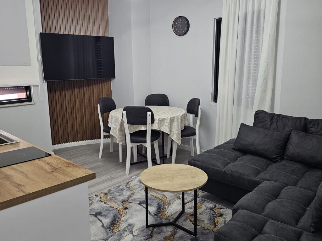 🏡 **SHITET APARTAMENT 1+1 – GRAND BLUE FAFA**