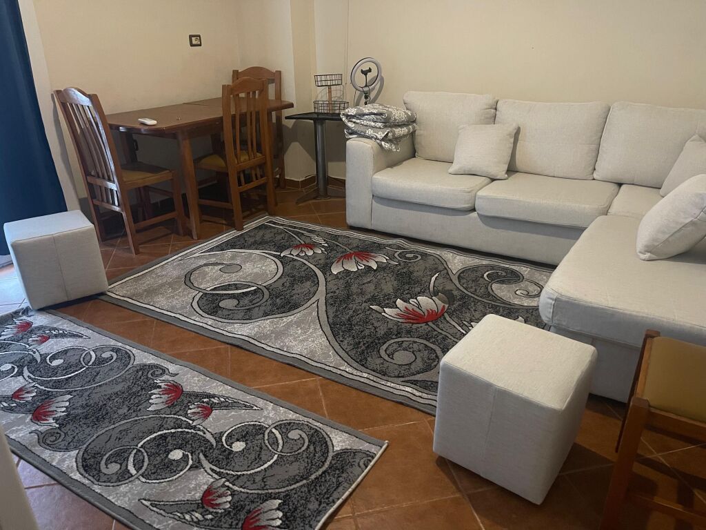 🏡 Jepet me qira apartament 1+1 📍 Misto Mame, Rruga Thoma Koxhaj