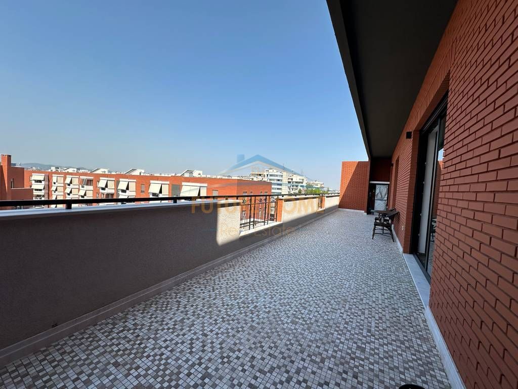 Rent, Apartment 2+1 + Veranda + Parking!!