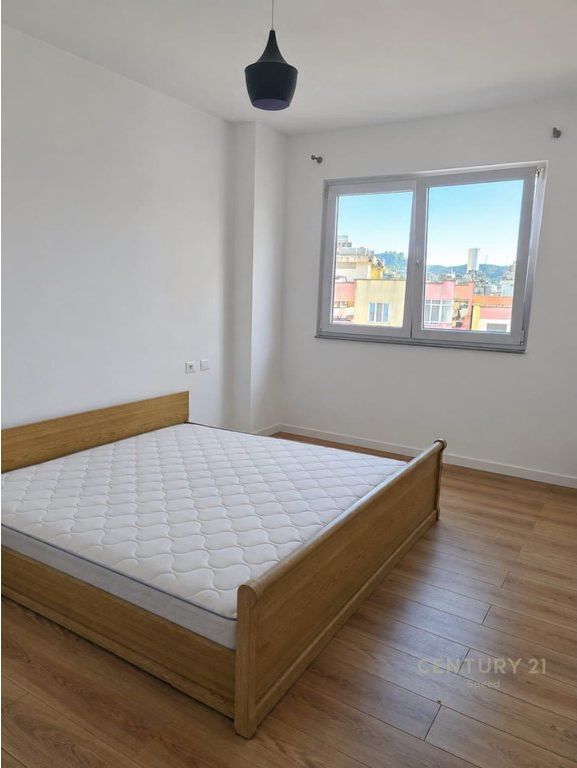 Jepet me Qira Apartament 2+1+2 në Yzberisht!