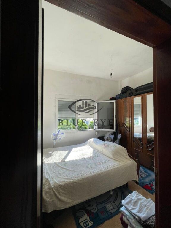 Private house building 2+1 plus two business premises for Sale together in Durrës, Old swamp