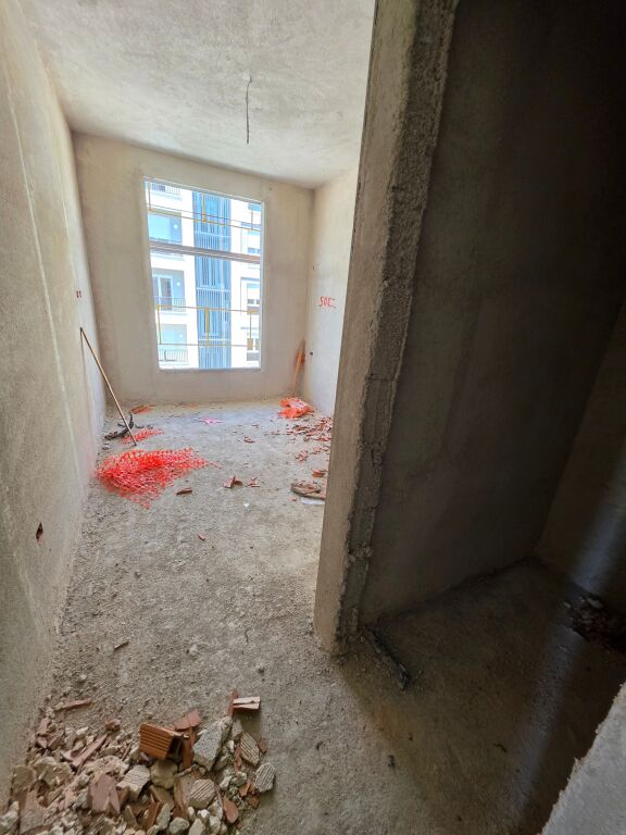 💥 IN VENDITA – VERA OCCASIONE! Appartamento 2+1 con 2 Bagni 🚾 + 1 Balcone (92 m²) 📍 Residenza UNIVERS City – Vicino a QTU – €105.000, 5° Piano 🔥 €1.143/m² 😵‍💫😵😲😲😲😲