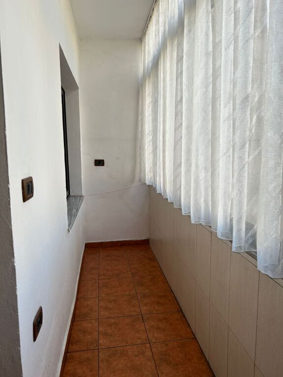 Apartament 2+1 me qera tek Bulevardi Zogu I