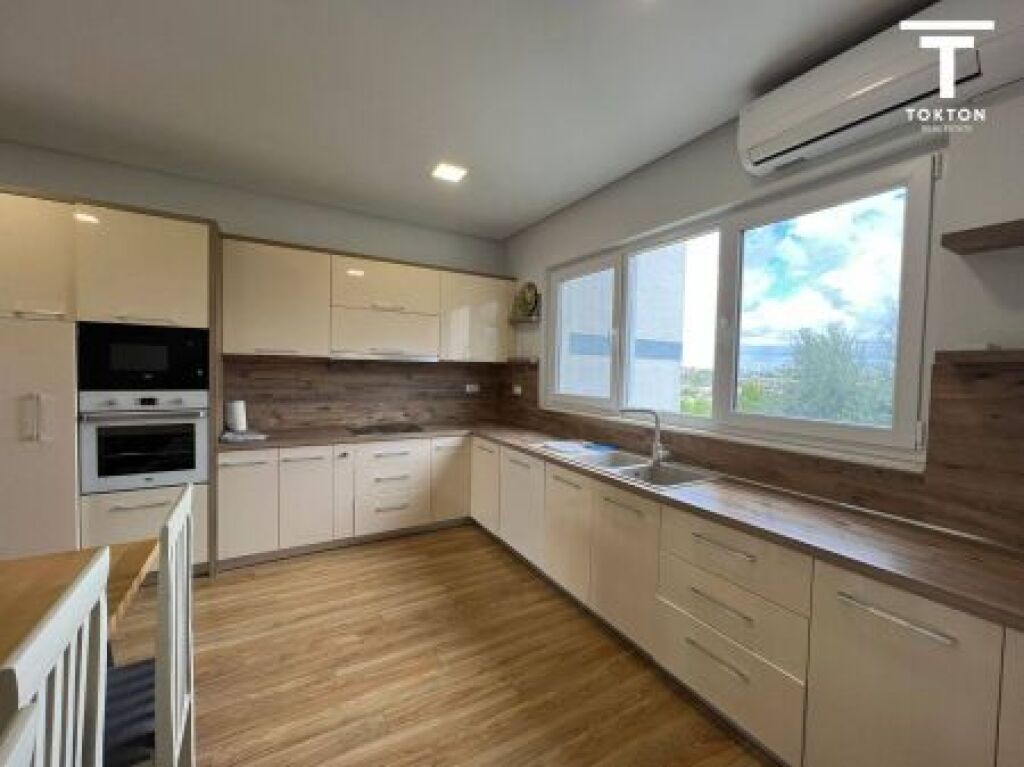 RENT, SEMI-DETACHED VILLA, LUNDËR, TEG