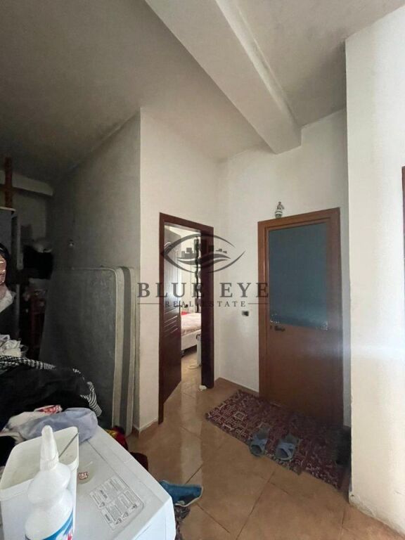 Private house building 2+1 plus two business premises for Sale together in Durrës, Old swamp