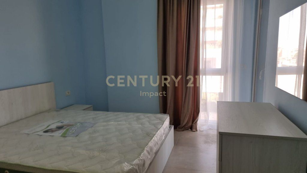 JAPIM ME QIRA APARTAMENT 1+1 I MOBILUAR RRUGA 5 MAJI!
