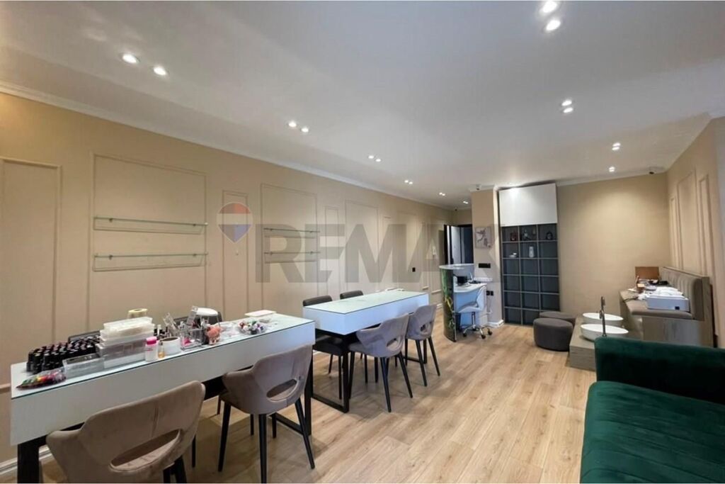 SPACE FOR RENT IN THE FIORI DI BOSCO RESIDENCE