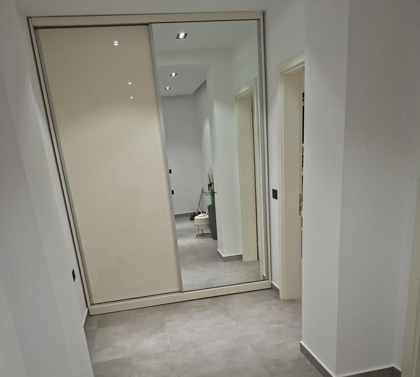 APPARTAMENTO IN AFFITTO 1+1 COMUNE DI PARIGI 75.000 LEKE FH-80217