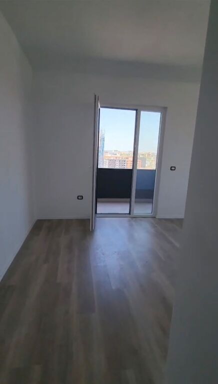 APARTAMENT 2+1 NE SHITJE TE UNAZA E MADHE
