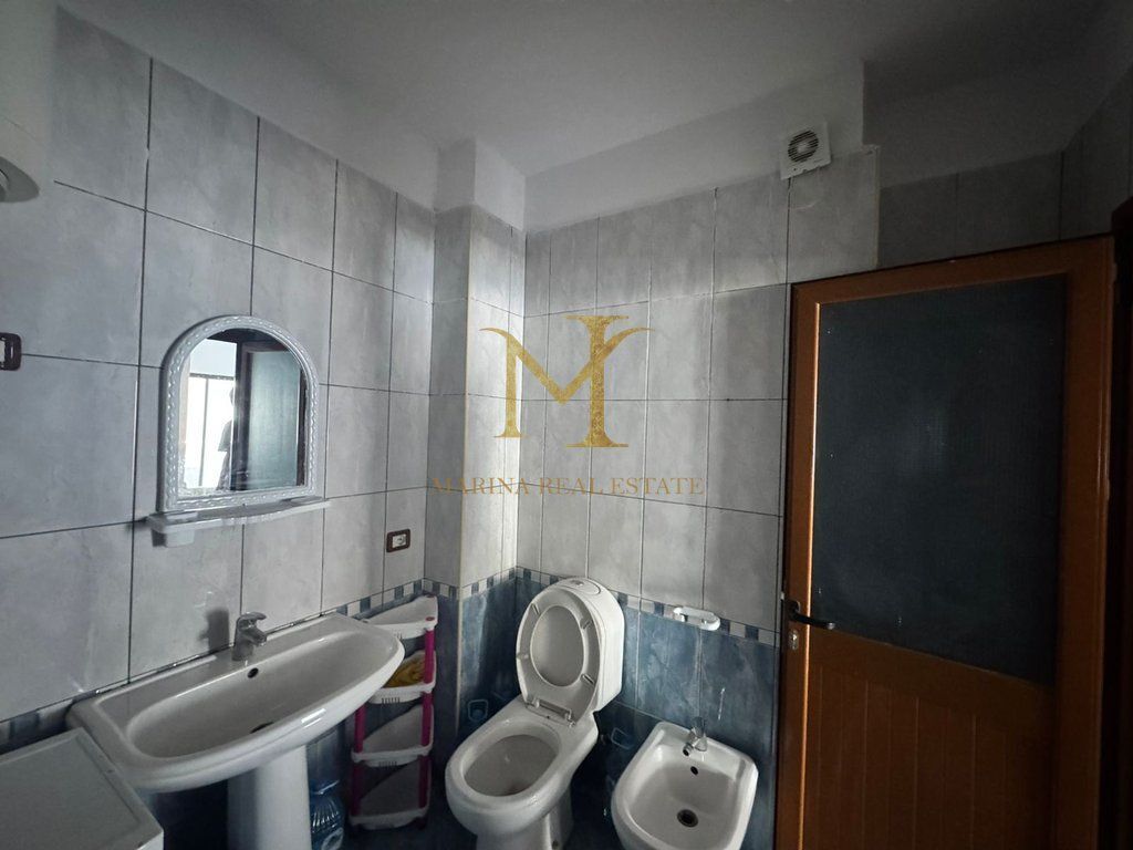 Shitet apartament 1+1 Plazh Iliria, Durres