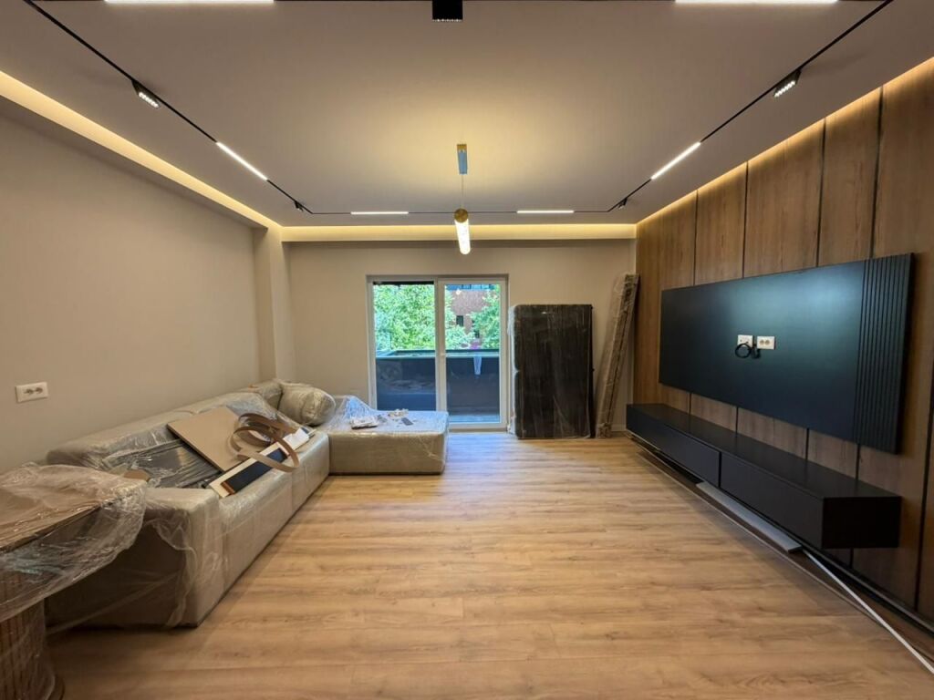 Appartamento 2+1+Parcheggio in affitto in Via Jordan Misja.
