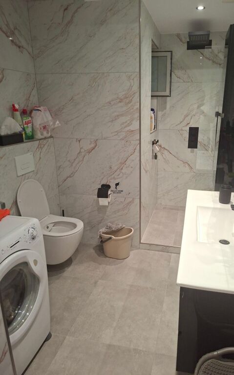 APPARTAMENTO IN AFFITTO 1+1 COMUNE DI PARIGI 75.000 LEKE FH-80217