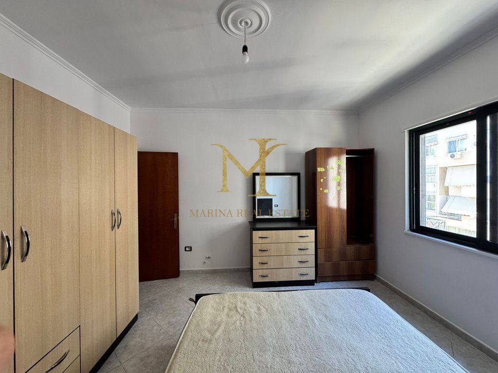 Shitet apartament 1+1 Plazh Iliria, Durres