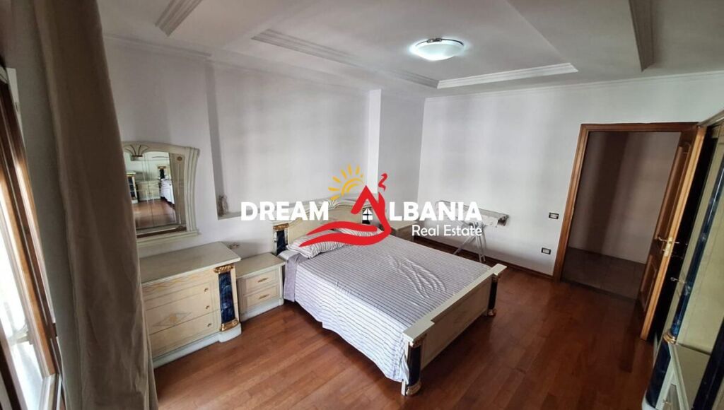 Jepet Apartament 3+1+2 me qera afer rrethrrotullimit te Komuna Parisit, Tirane (ID 4231500)