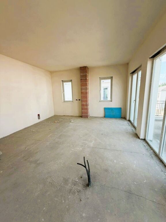 🏡Villa LUSSUOSA con piscina in vendita a Rolling Hills 2✨