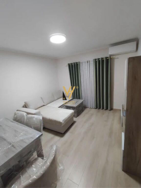 JEPET APARTAMENT 2+1+BLK ME QERA TEK RRUGA FORTUZI 800 EURO