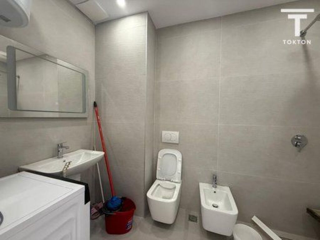IN VENDITA, APPARTAMENTO 2+1+2, VIA "JORDAN MISJA", TIRANA