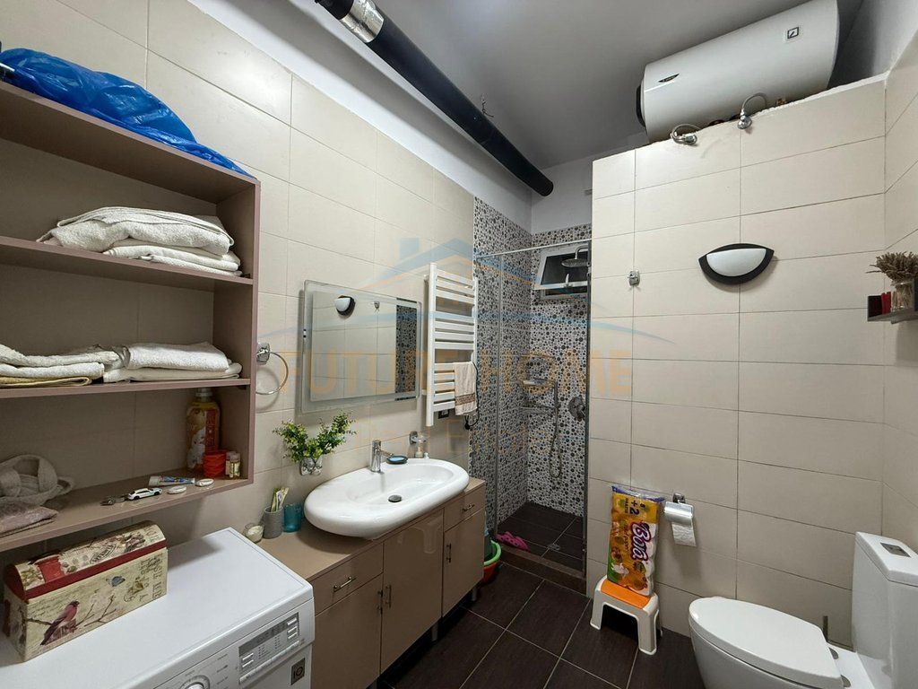 Shitet, Apartament 3+1+2, Fresk. ALF69337