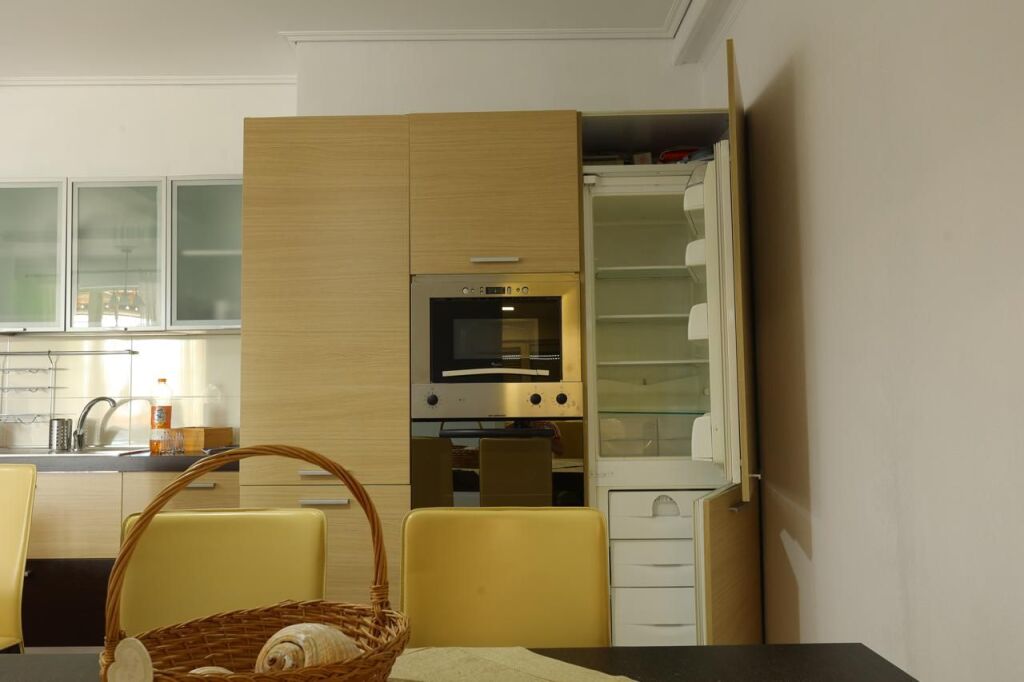 Shitet apartament  2+1+2prane tregut elektrike