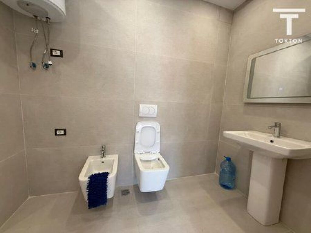IN VENDITA, APPARTAMENTO 2+1+2, VIA "JORDAN MISJA", TIRANA