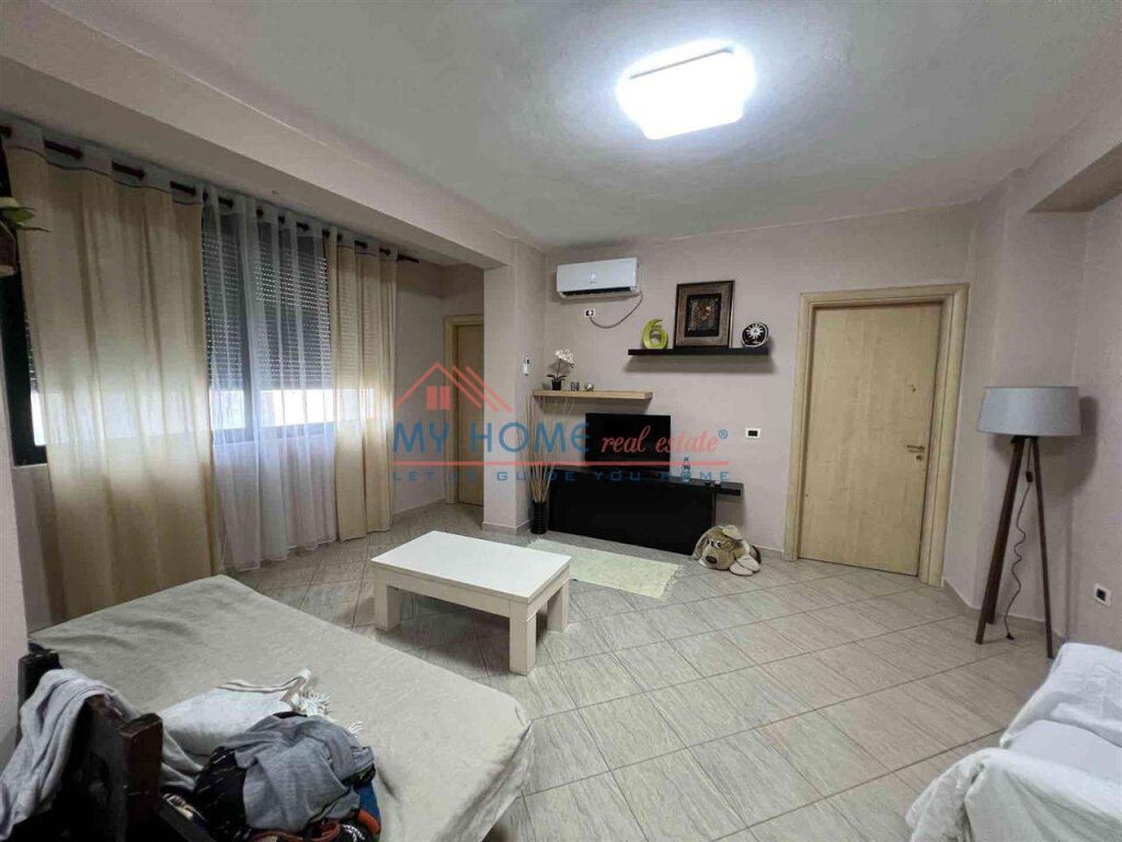 Apartament 2+1 me qera Sheshi Willson ne Tirane