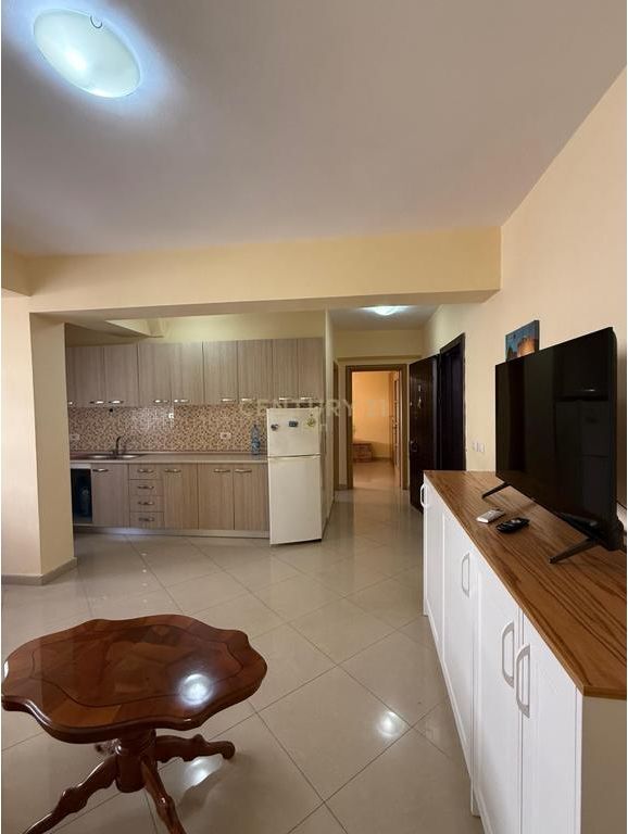 SHITET APARTAMENT 1+1 TE PALLATI SPORTIT, DURRES !