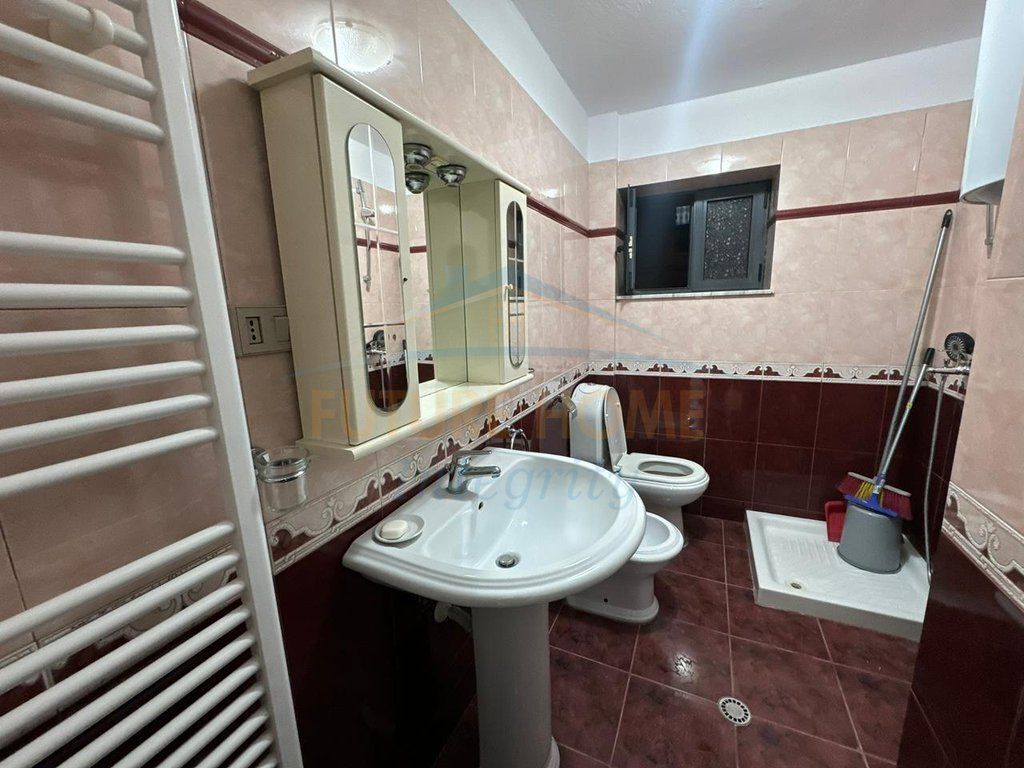 Shitet, Apartament 2+1, Shkolla e Baletit. AL68924