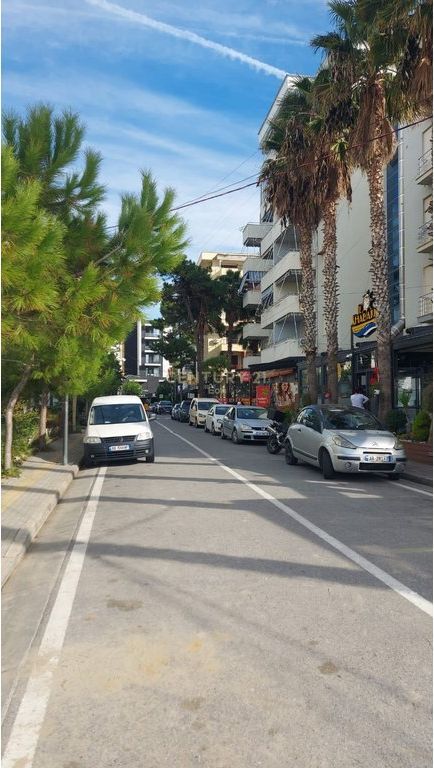 Shitet Apartament 1+1 në Vijën e Parë të Detit – Shkëmbi i Kavajës, Durres !