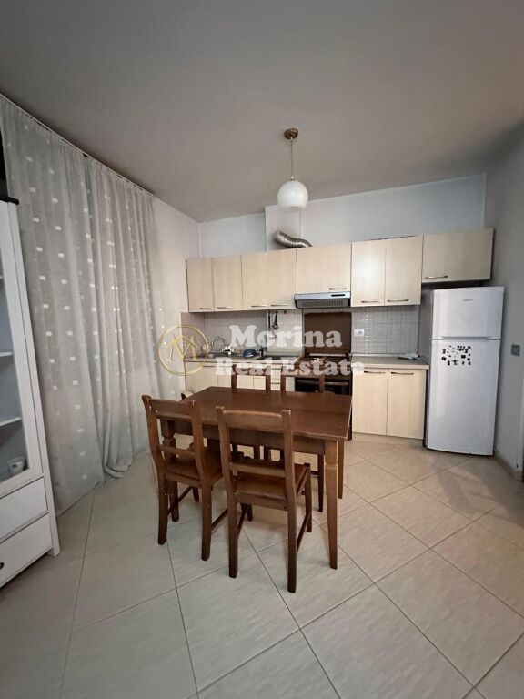 Rent | Apartament 1 + 1 | Rruga e Dibrës | 450 €/month