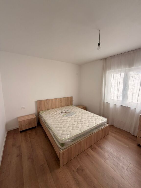 Apartament me qera 1+1