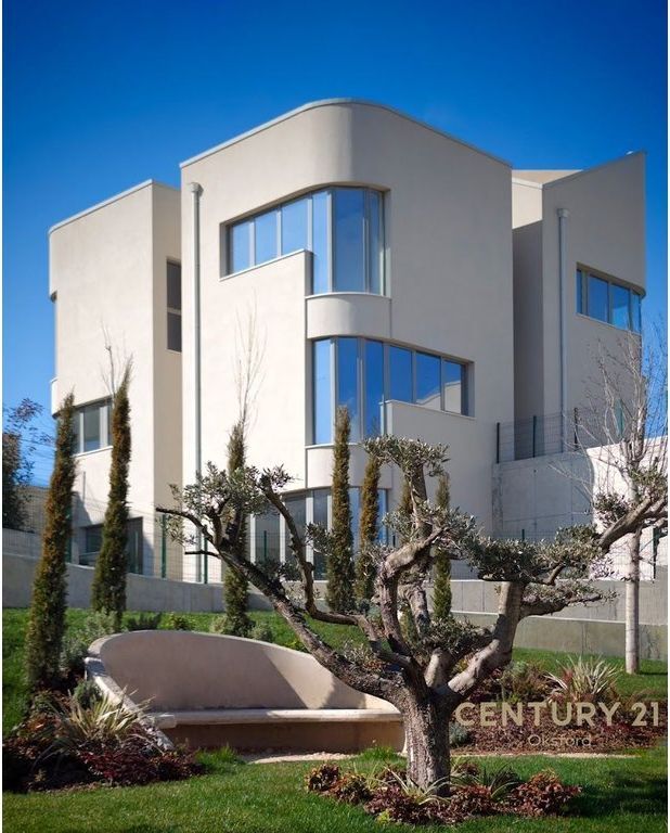 FOR SALE 2+1 APARTMENT IN GREEN VALLEY RESIDENCE TIRANA