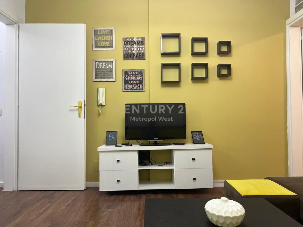 Xhamia e Tabakëve, Apartament 1+1 me qira