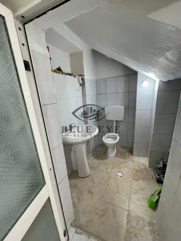 Ambient biznesi me qera në Shëshi Pranvera, Durrës!