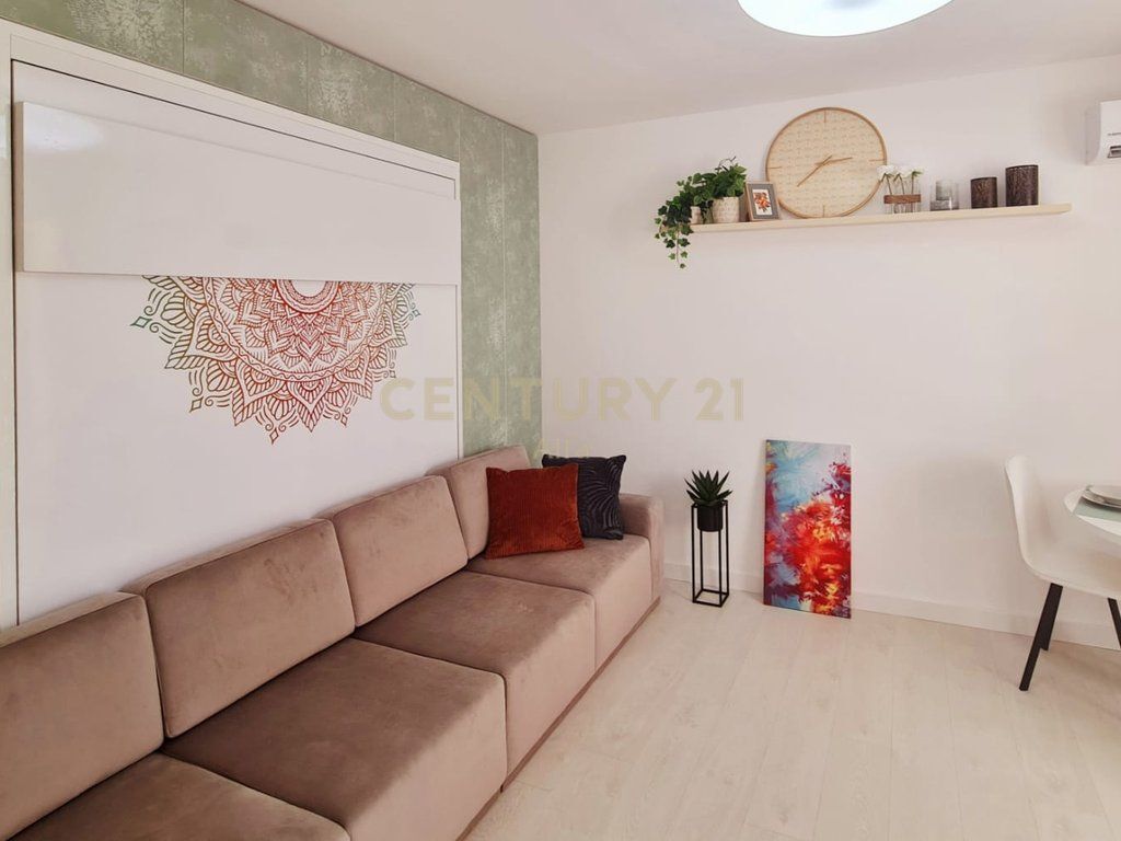 STUDIO APARTMENT FOR SALE INVESTED NEAR WILLSON SQUARE- IDEAL INVESTMENT OPPORTUNITY