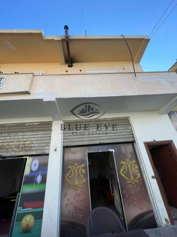 Private house building 2+1 plus two business premises for Sale together in Durrës, Old swamp