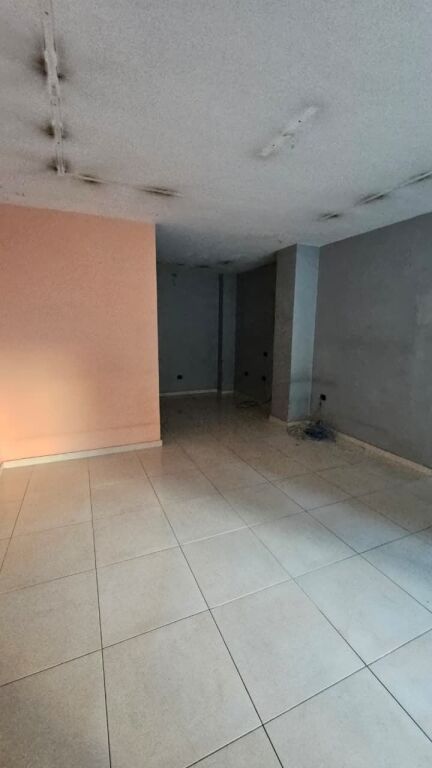 Rent | Ambjent Biznesi | Rruga Bardhyl | 800 €/month